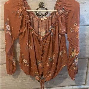 Off the shoulder loose boho cropped top